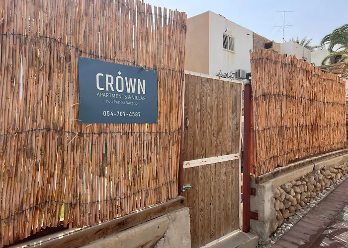Kingdom Of The Dead Sea Crown Group Collection