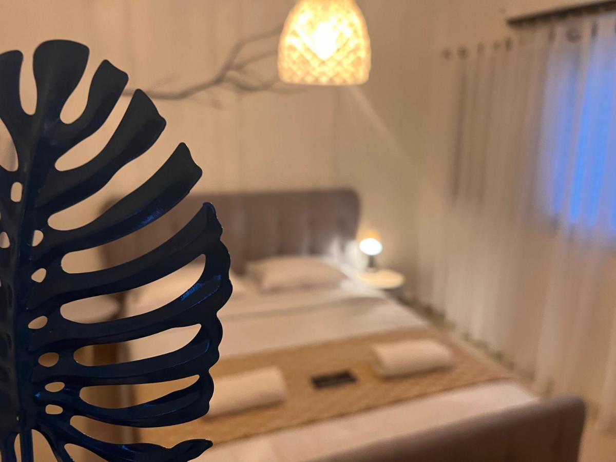 Kingdom Of The Dead Sea Crown Group Collection Apartment Neve Zohar